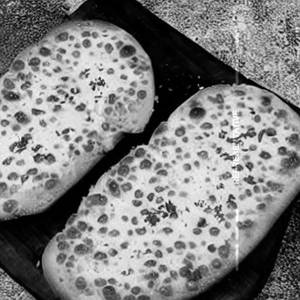 Cheese garlic bread