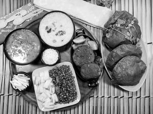 Vrat Kuttu Poori Thali (premium - 10 In 1)
