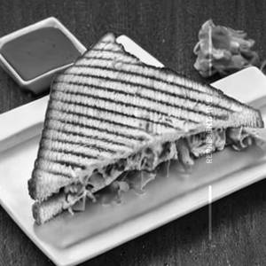 Chicken cheese sandwich grilled