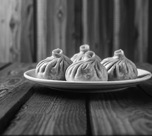 Chicken Achari Momos