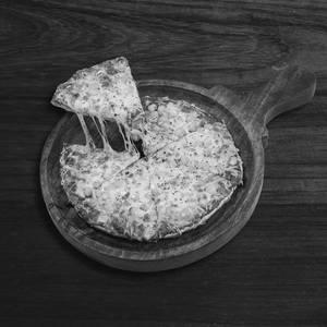 Cheesy Corny Pizza