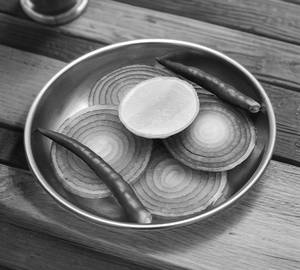 Onion And Lemon Salad