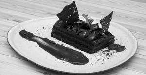Mama's Chocolate Cake Slice