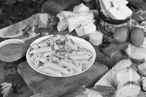 Penne In Alfredo Sauce