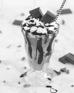 Kiss Me (dairy Milk) Thickshake