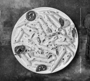White sauce pasta