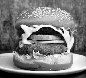 Creamy spicy burger
