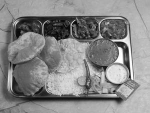 Mini Puri Rice Thali