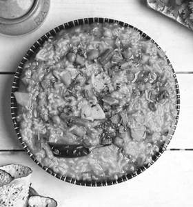 Vegetable Dal Khichdi With Tadka