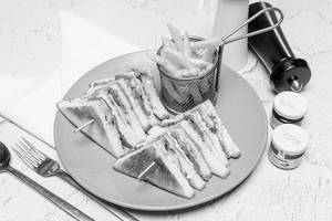 Veg Club Sandwich