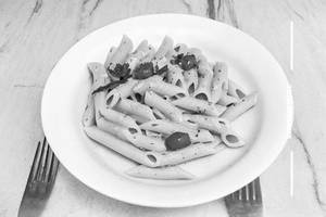 Agalio e Olio(Penne)