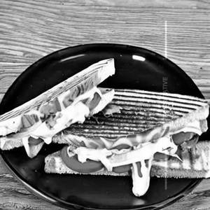 Grilled Veggie Sandwich