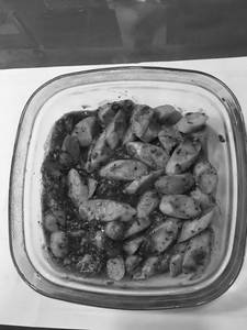 Chicken Sausages in Firecracker Sauce