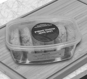 Coconuts ( 6 Pieces)