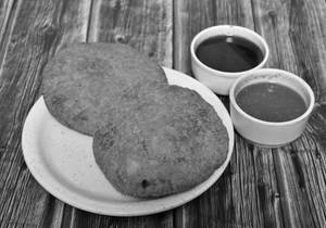 Pyaz Kachori [1 pc]