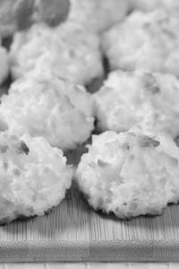 Coconut [300 Grams]