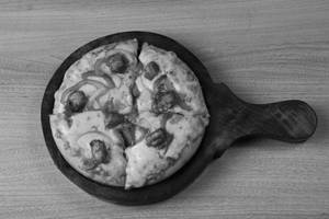 Spice Treat Pizza