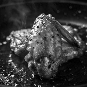 Hot Chicken Wings Saute