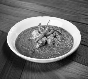 Chicken Xacuti Morjim (Serves 2)