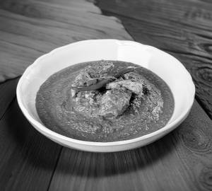 Chicken Xacuti Pernem (Serves 2)