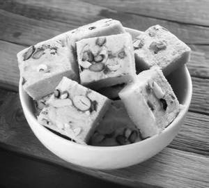 Soan Papdi [10 pieces]