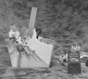 Hamper Basket Leather Assorted