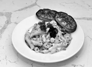 Alfredo Sauce Pasta