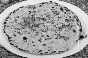 Pyaz Partha Tandoori