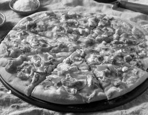 Chicken Tikka Kebab Pizza (Size Regular)