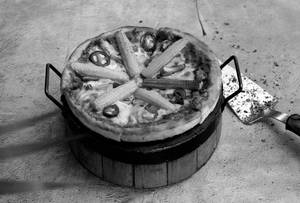 Americano Temptation Pizza Pan [9 Inches]