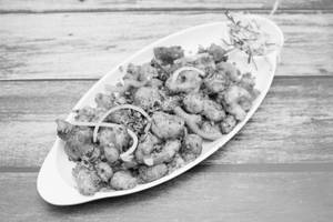 BUTTER GARLIC PRAWN