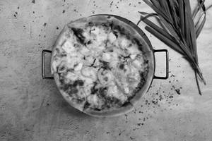 Popeye Paneer Pizza Pan [9 Inches]