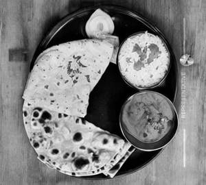 Paneer Butter Masala Mini Thali [Serves 1]