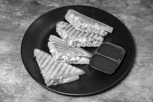 Mixed Veg Grilled Sandwich (4 Slices)