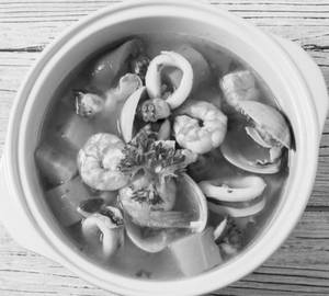 Mexican Hot Hot Soup Seafood