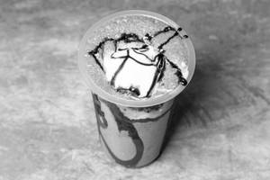 Cold Coffee With Vanilla Ice Cream