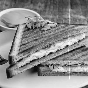 Aloo Mutter Sandwich