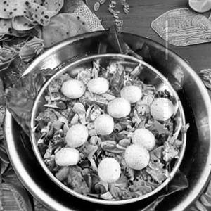 Dahi Tikhari Chass Papad Salad