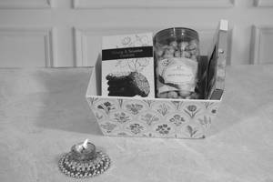 Small White Floral Tray Hamper