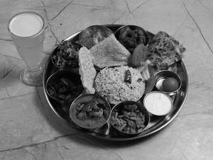 Punjabi Veg Thali Special