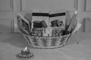 Cane Basket Hamper B