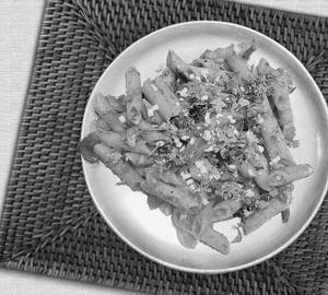Red sauce pasta