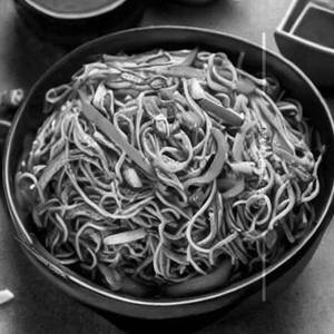 Veggie Hakka Noodles