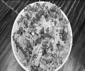 Burnt Garlic Rice {n}
