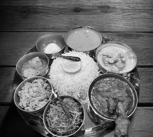Chicken thali