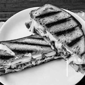 Grilled Cheese Garlic Sandwich