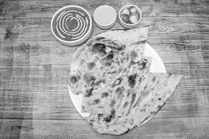 Dal Makhani With Butter Naan