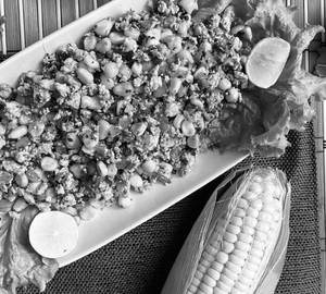 Tofu corn laab salad