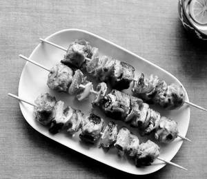 Mushroom Tikka Roll