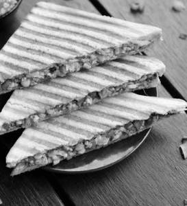 Paneer taka tak sandwich